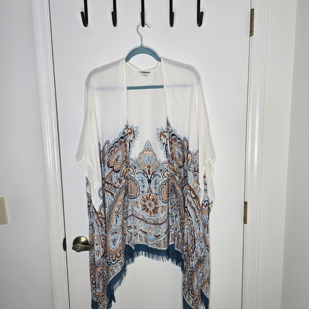 J. Jill Cream and Blue Paisley Accent Kimono